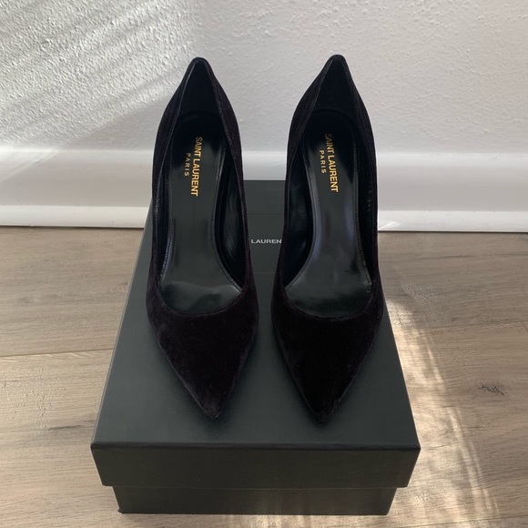 [HUGE SALE] SAINT LAURENT ANJA PUMPS IN BLACK - Picture 2 of 3